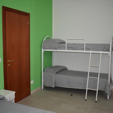 B&B Da Zio Peppe ชิเรลลา ภายนอก รูปภาพ